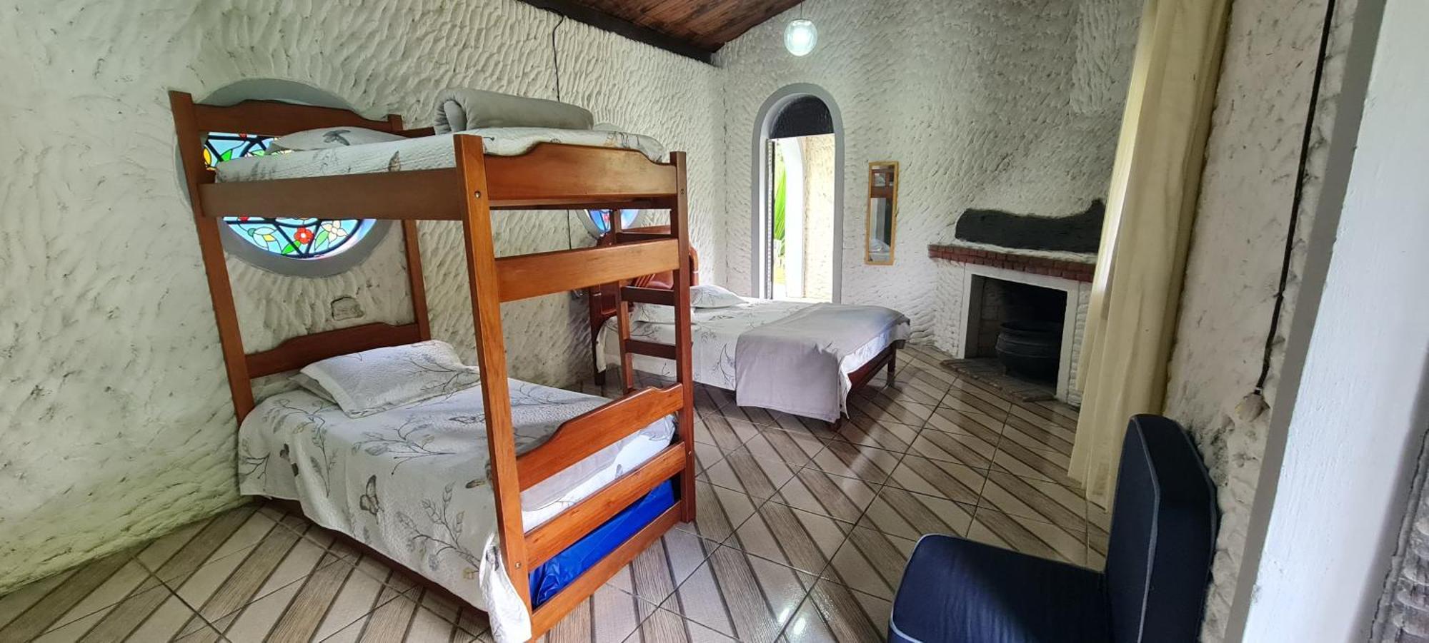 הוילה ז'וקיטיבה Sitio Saramandaia מראה חיצוני תמונה